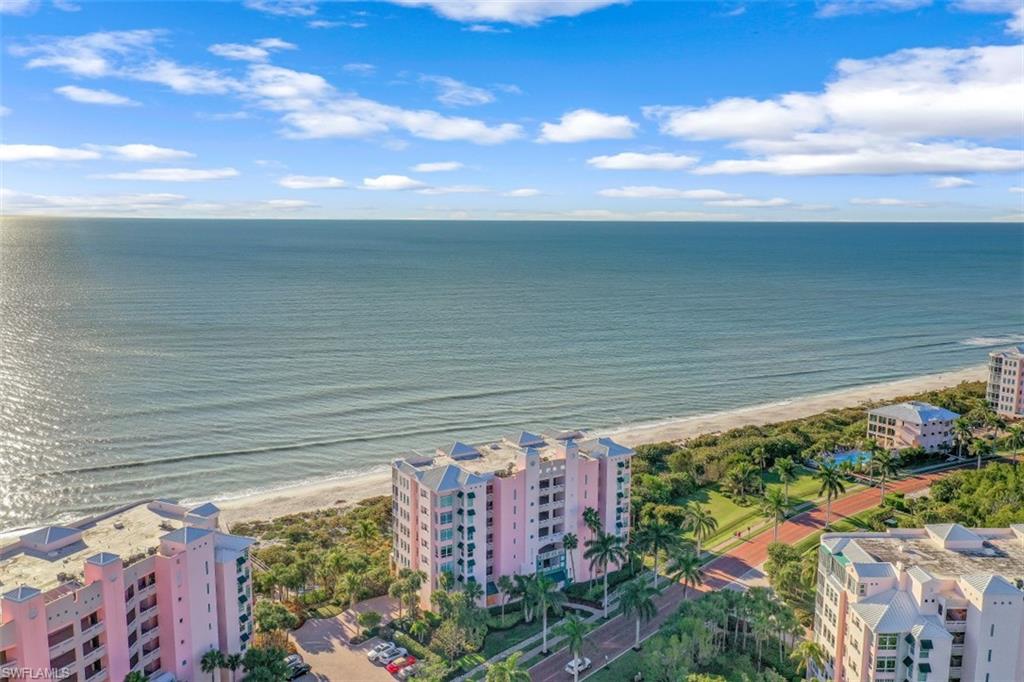 BAREFOOT BEACH CLUB - Residential