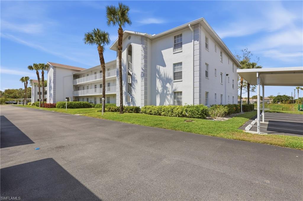 VICTORIA LAKES - Residential