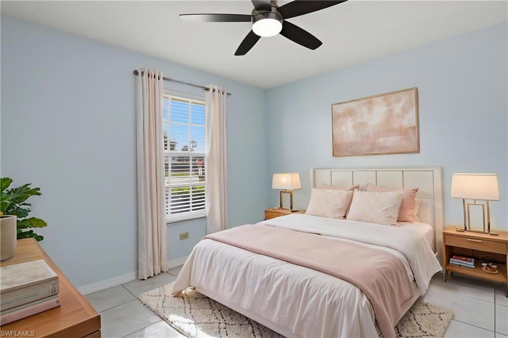 VICTORIA LAKES - Residential