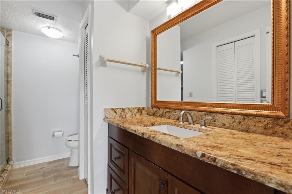 VICTORIA LAKES - Residential