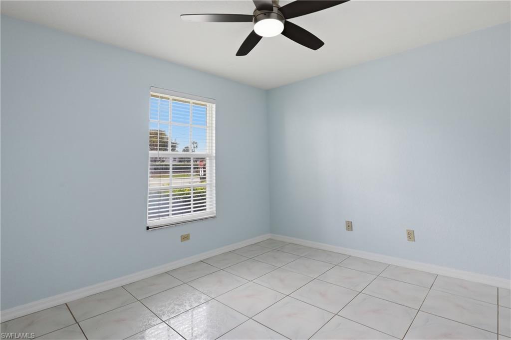 VICTORIA LAKES - Residential