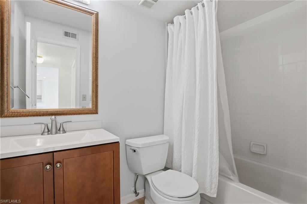 VICTORIA LAKES - Residential