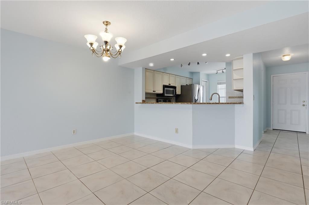 VICTORIA LAKES - Residential