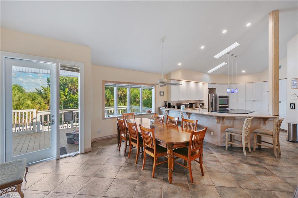 JOSE'S HIDEAWAY - Residential