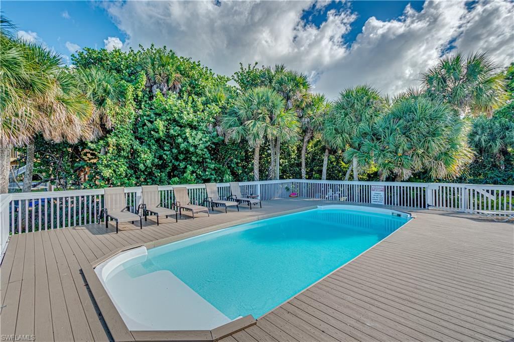 JOSE'S HIDEAWAY - Residential