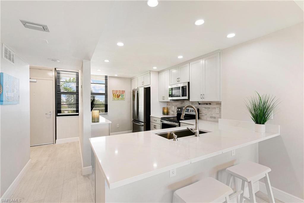 SOUTH SEAS - Residential