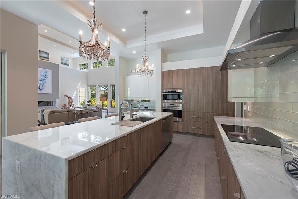 MOORINGS - Residential