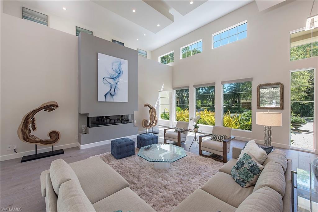 MOORINGS - Residential