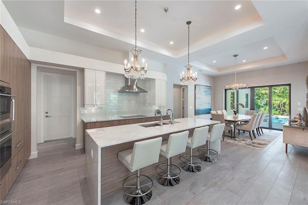 MOORINGS - Residential