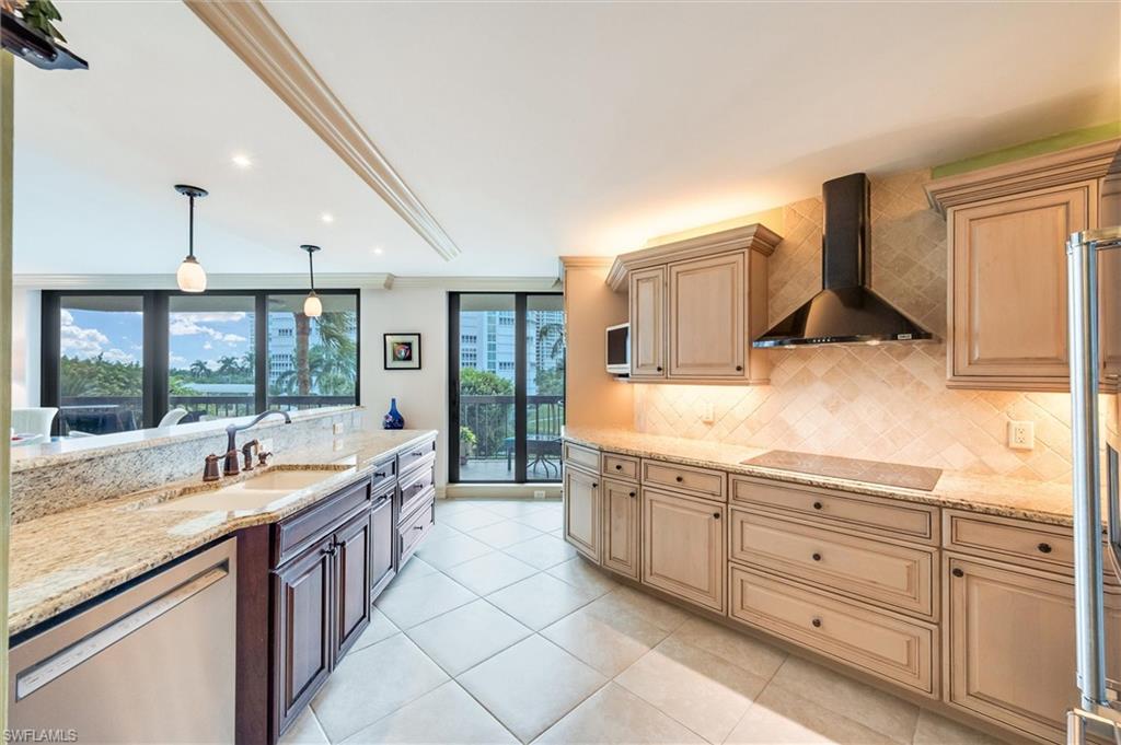 ESPLANADE CLUB - Residential