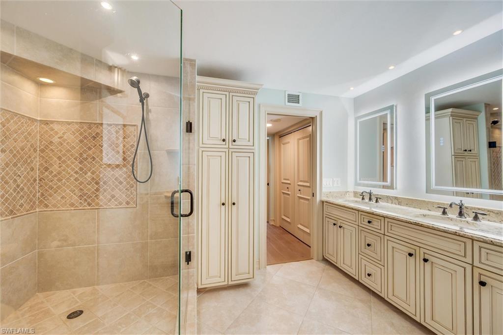 ESPLANADE CLUB - Residential