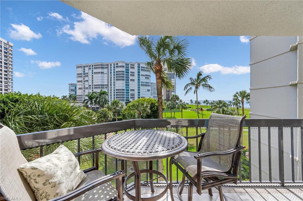 ESPLANADE CLUB - Residential