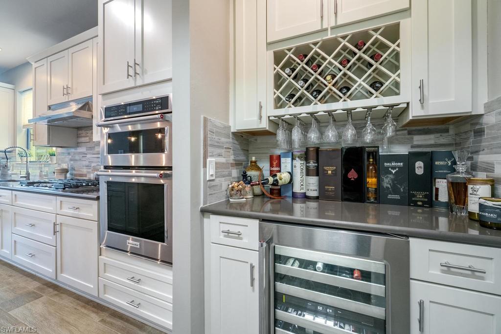 CAMDEN LAKES - Residential