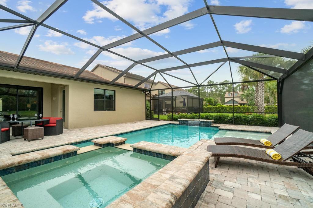 CAMDEN LAKES - Residential