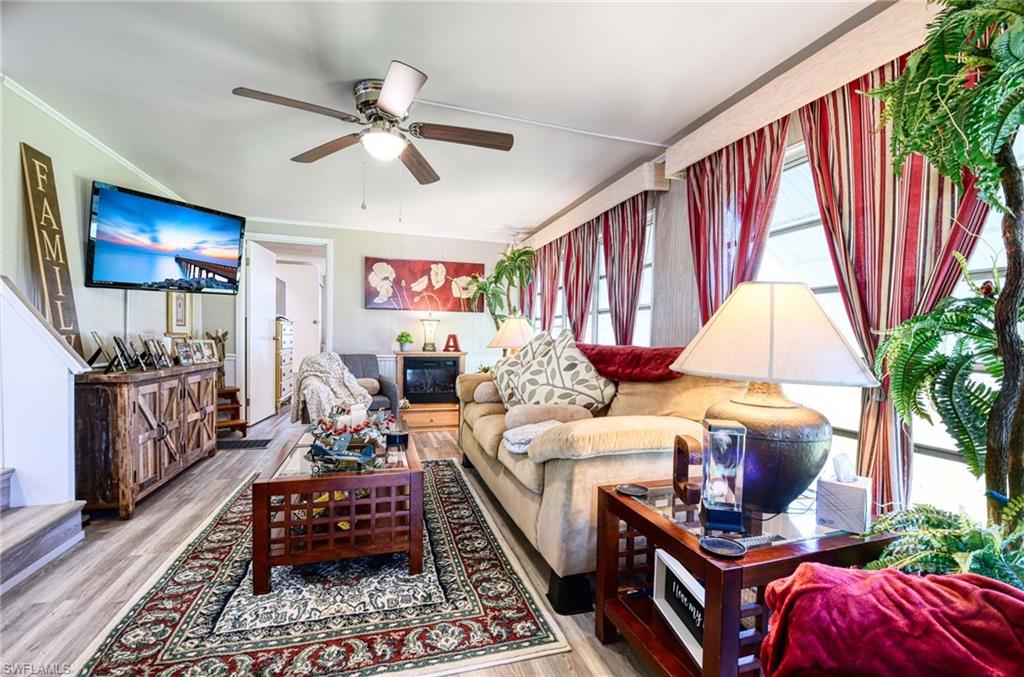 HENDERSON CREEK PARK - Residential