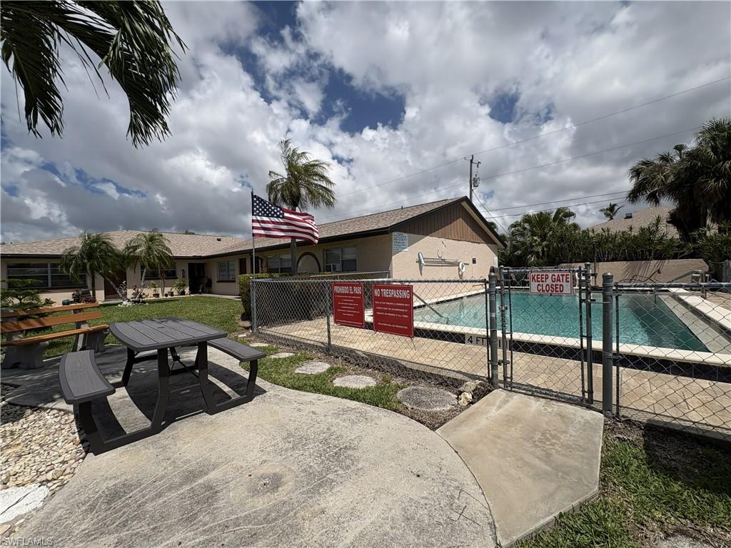 PLAZA 47 CONDOMINIUM - Residential