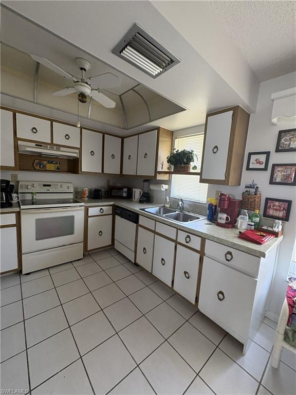 PLAZA 47 CONDOMINIUM - Residential