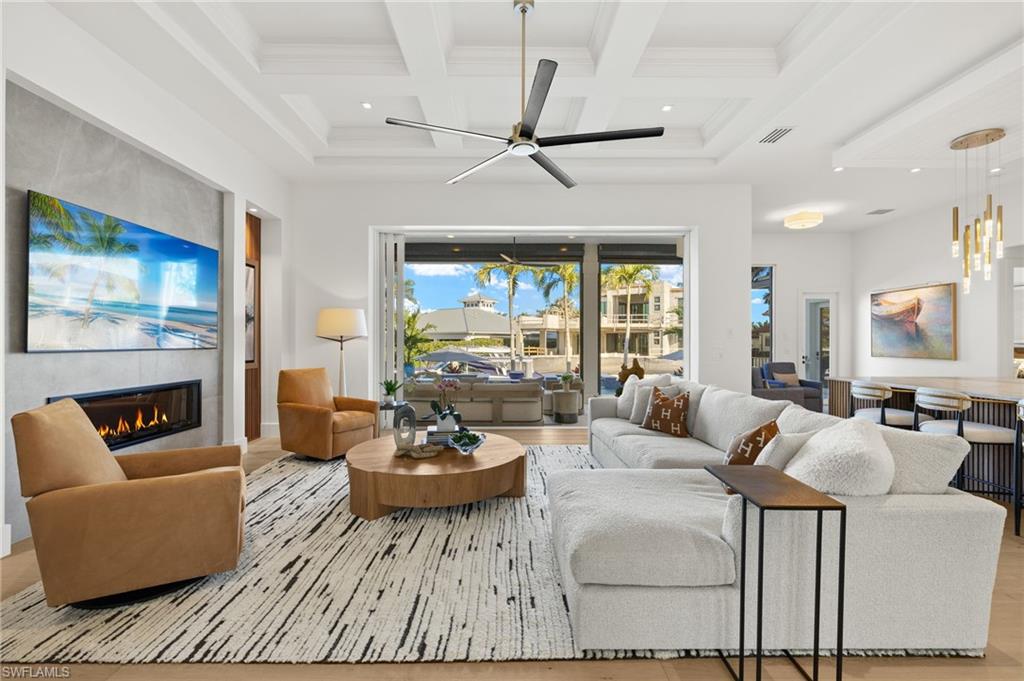 ROYAL HARBOR - Residential