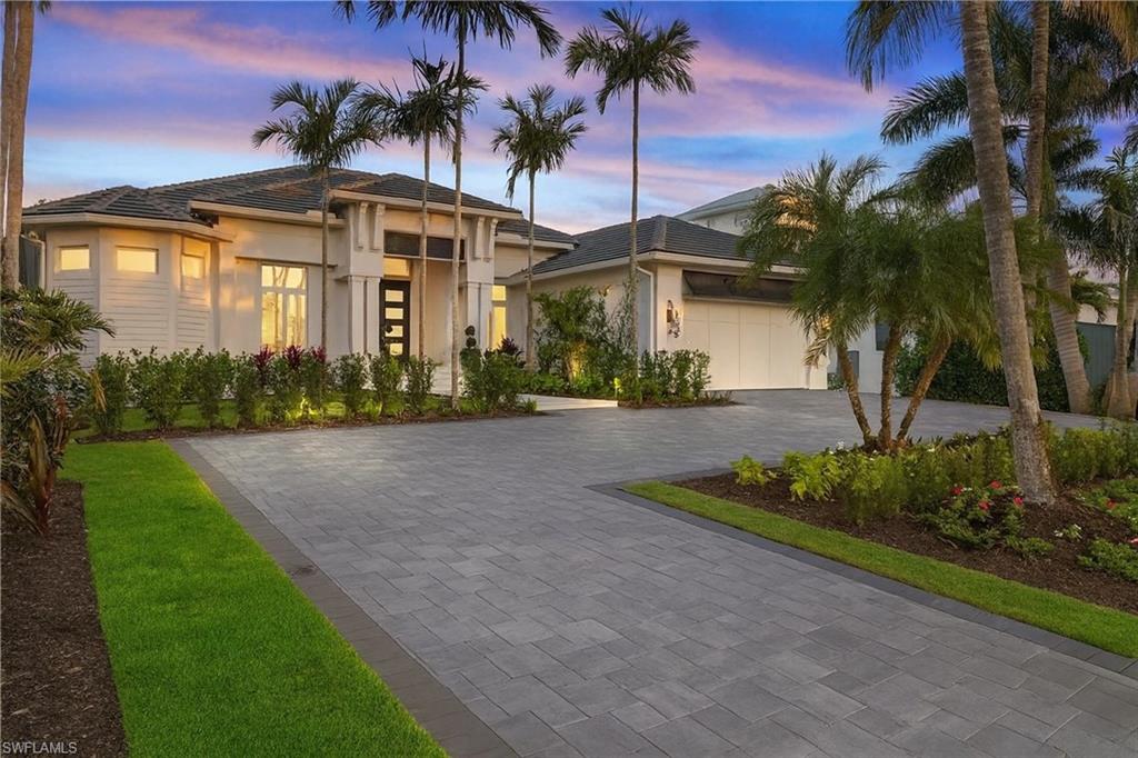 ROYAL HARBOR - Residential