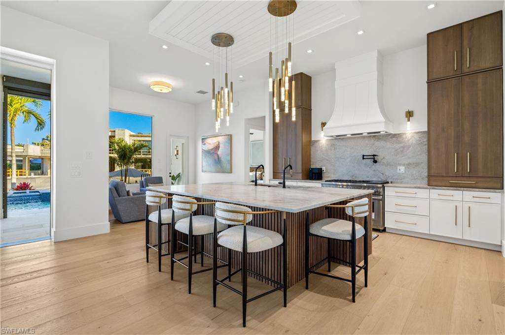 ROYAL HARBOR - Residential