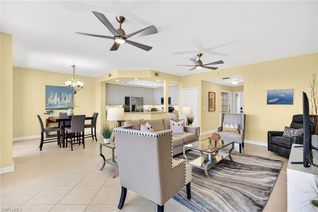 VINTAGE BAY - Residential