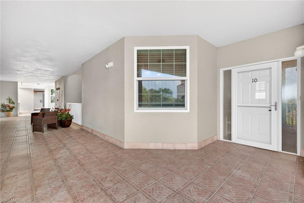 VINTAGE BAY - Residential