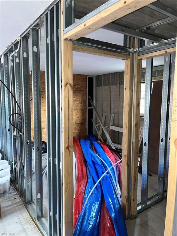 DAVIS WOODS CONDOMINIUM - Residential