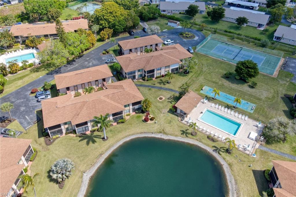 DAVIS WOODS CONDOMINIUM - Residential