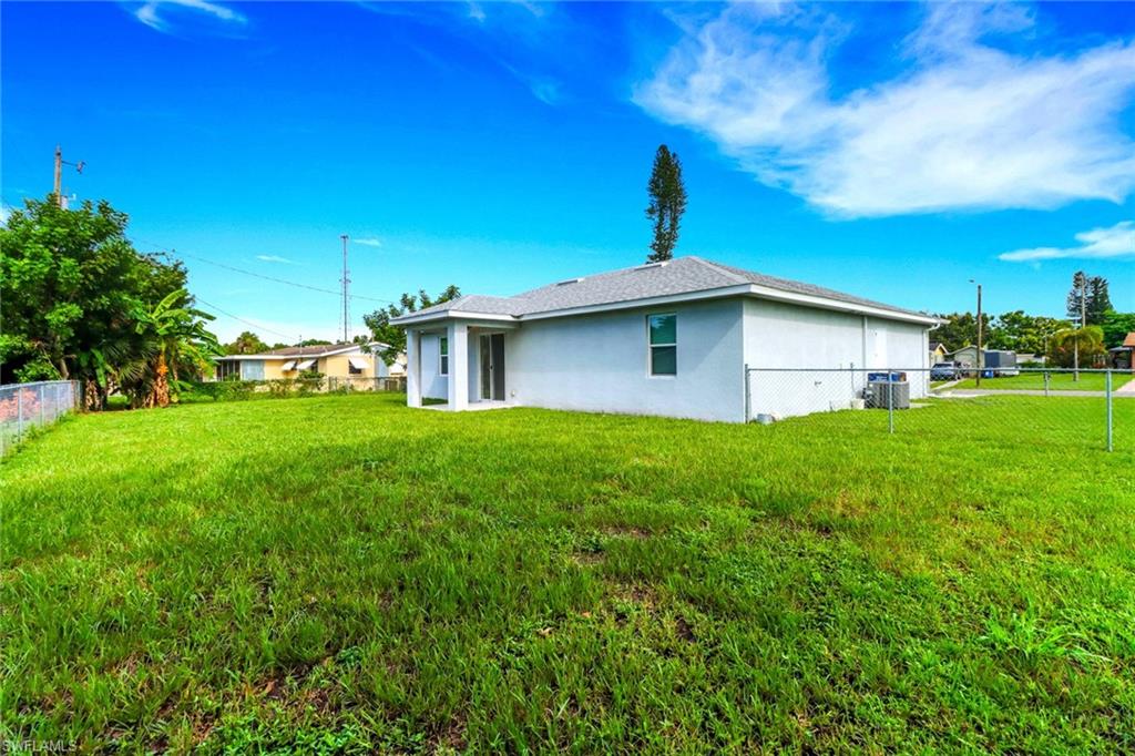 LEHIGH ACRES - Residential