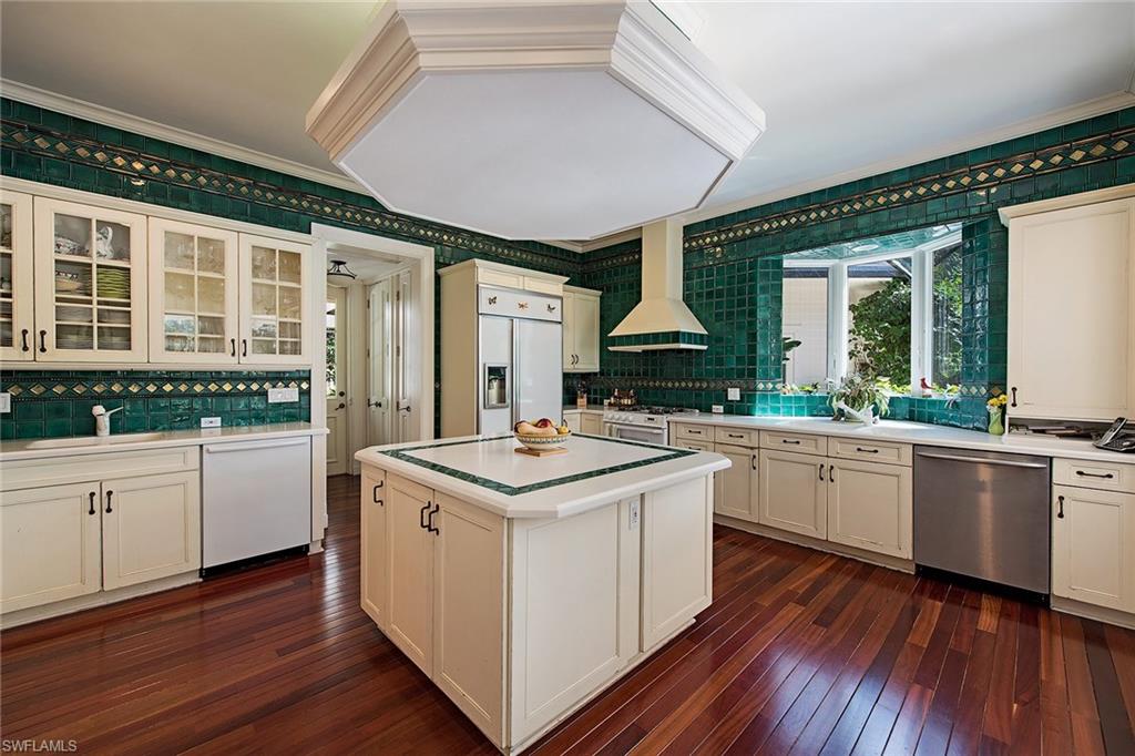 ESTATES AT GREY OAKS - Residential