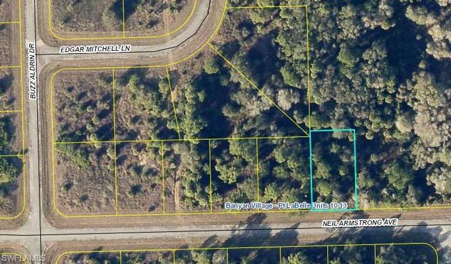 Nice home-site in Port LaBelle Banyan Village!  This area is starting to develop, central water, a perfect location for your new dream home, or a great location for a spec home!