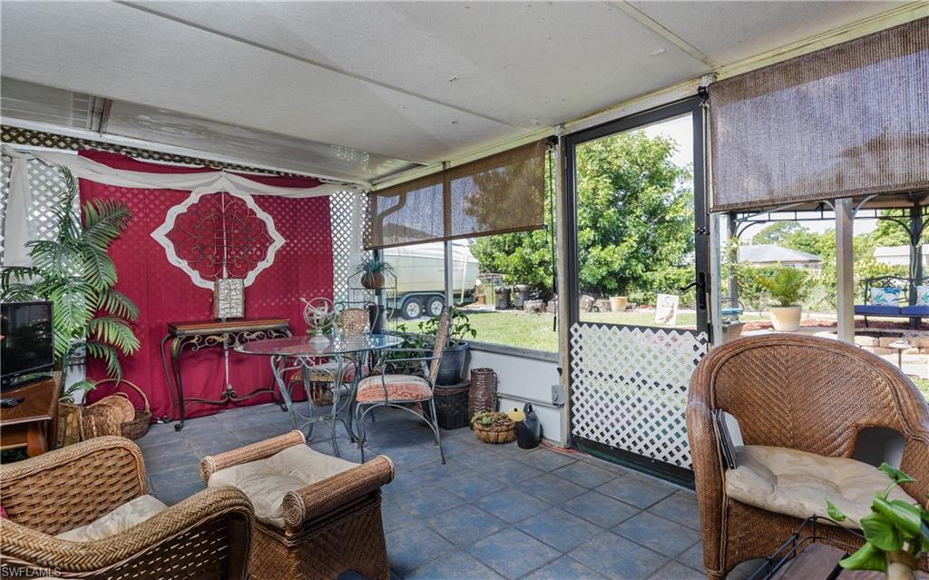 WILLOW LAKE SOUTH - Residential