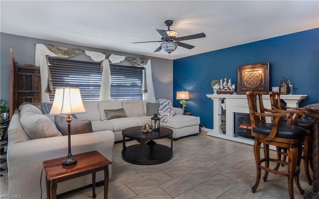 WILLOW LAKE SOUTH - Residential