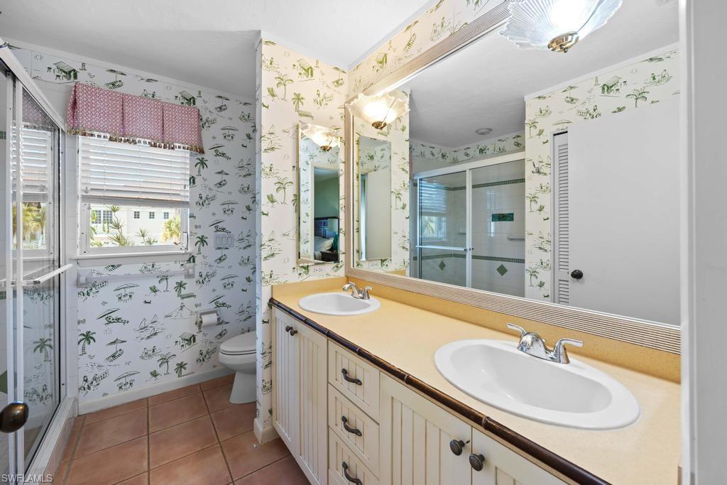 BAYSHORE VILLAGE - Residential