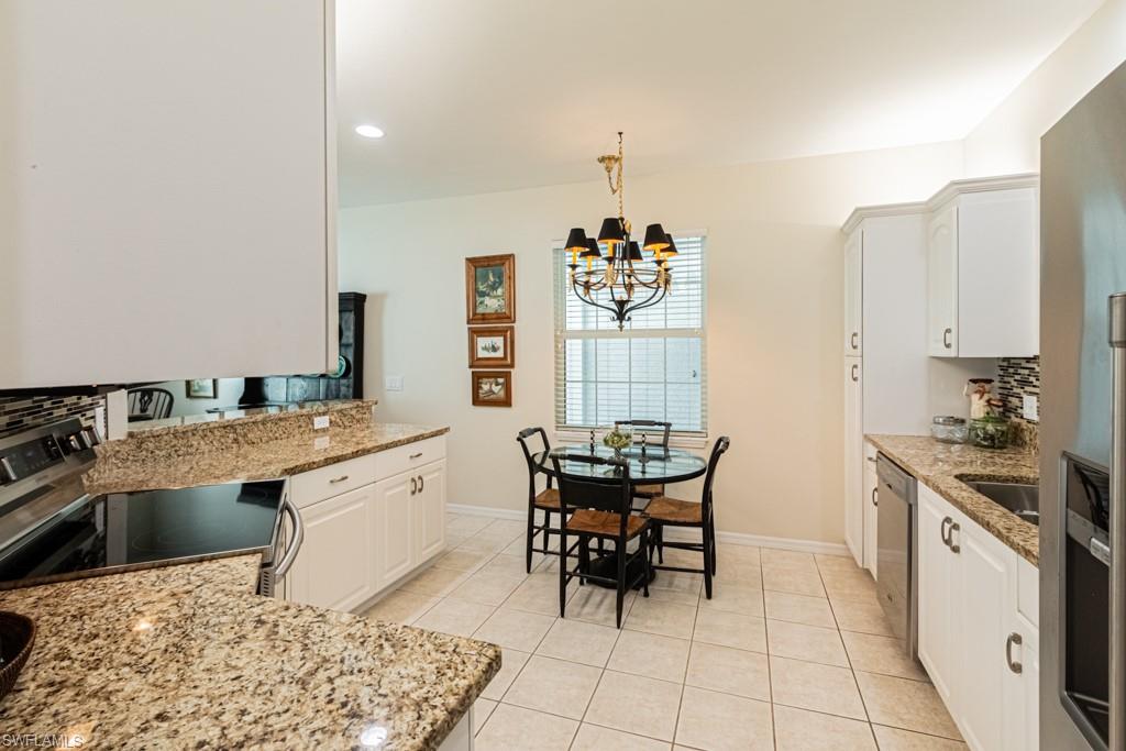 WEDGE WOOD AT THE STRAND - Residential