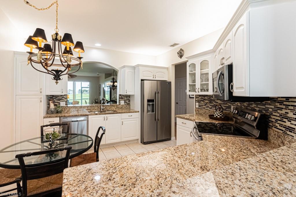 WEDGE WOOD AT THE STRAND - Residential