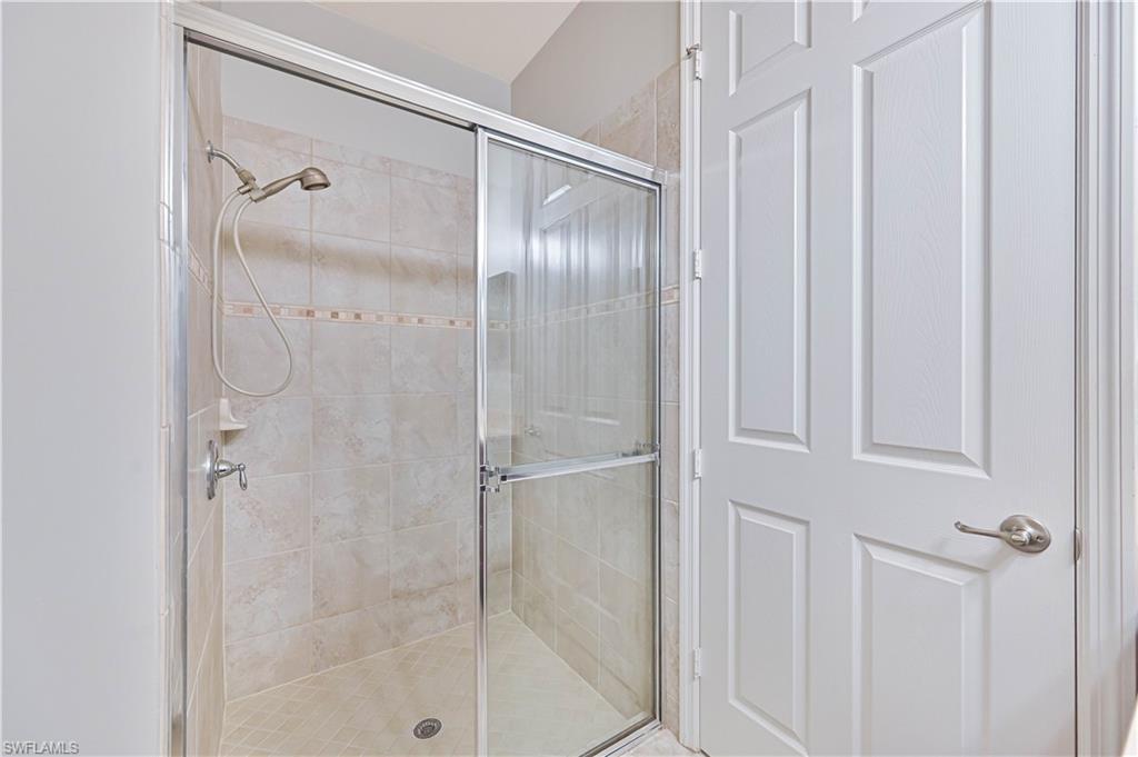 BOTANICA LAKES - Residential