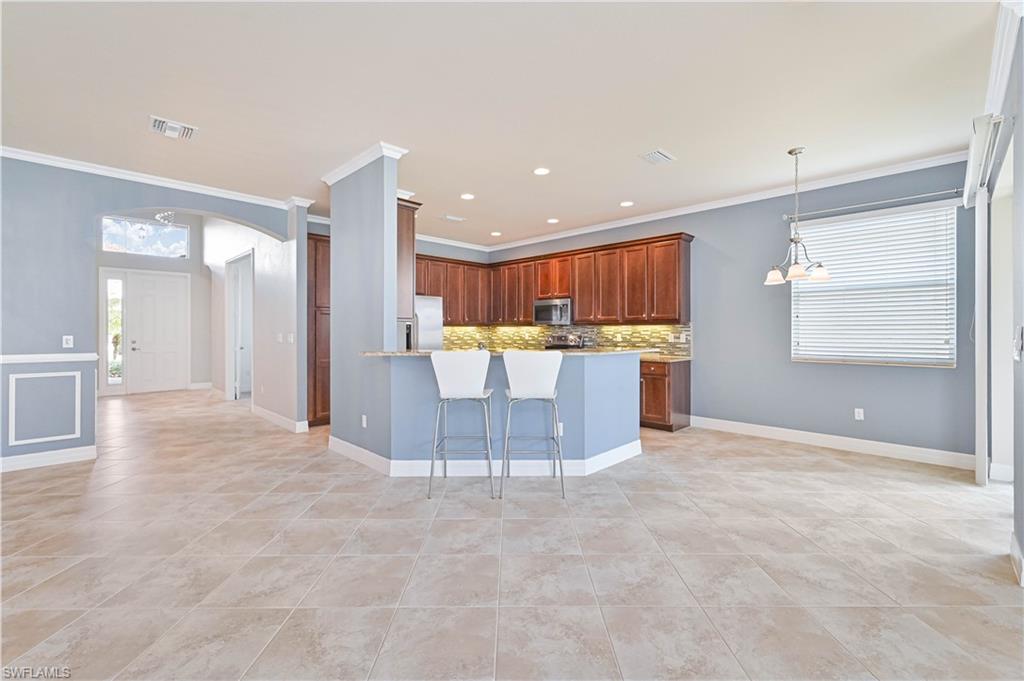 BOTANICA LAKES - Residential