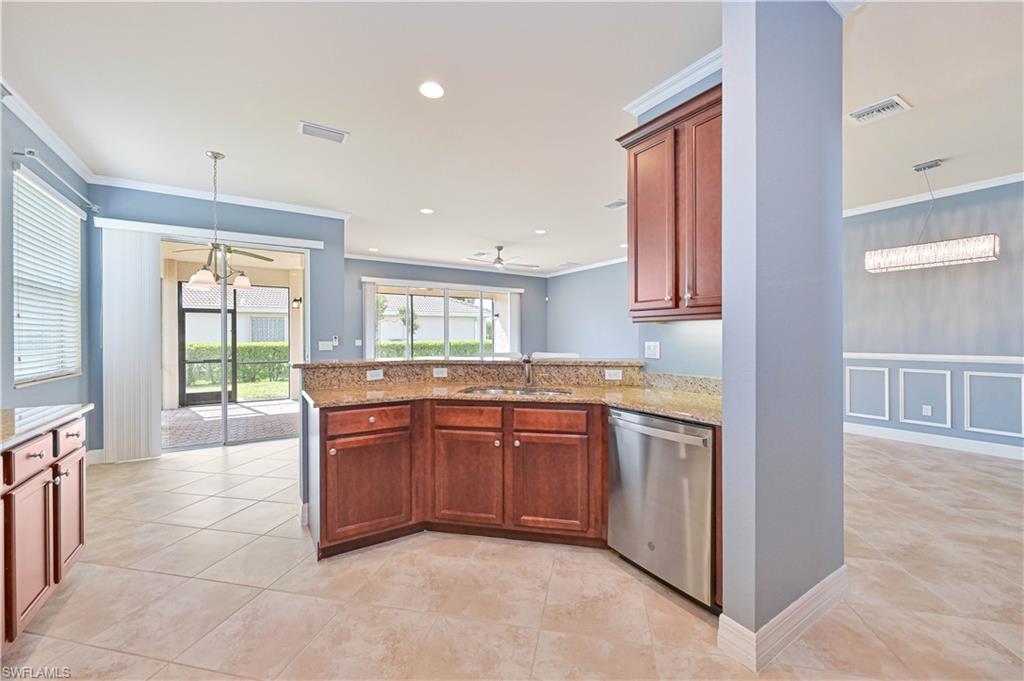 BOTANICA LAKES - Residential