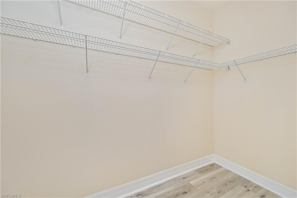 BOTANICA LAKES - Residential