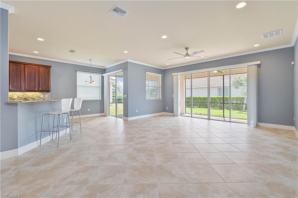 BOTANICA LAKES - Residential