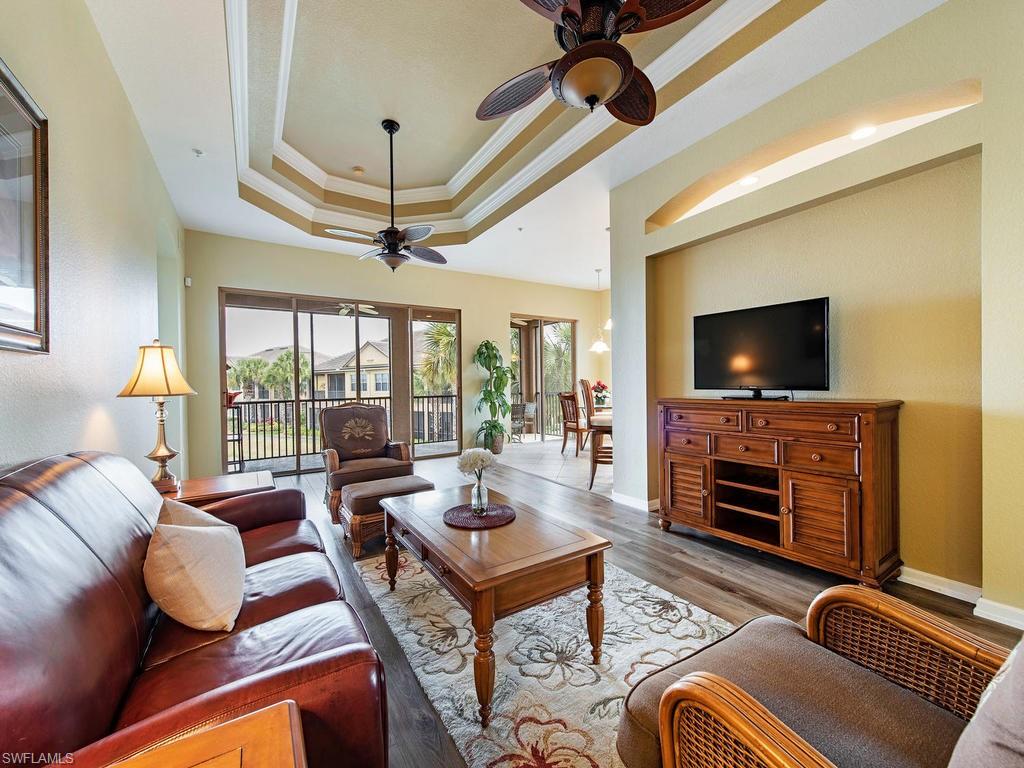 SILVERSTONE - Residential