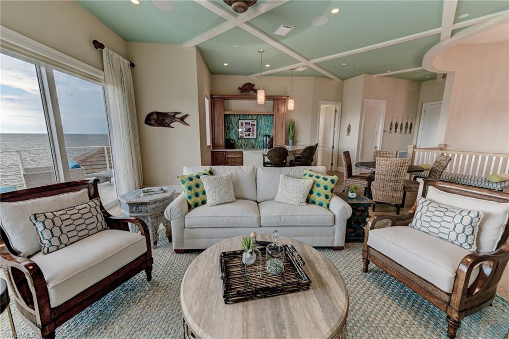 BAREFOOT BEACH - Residential