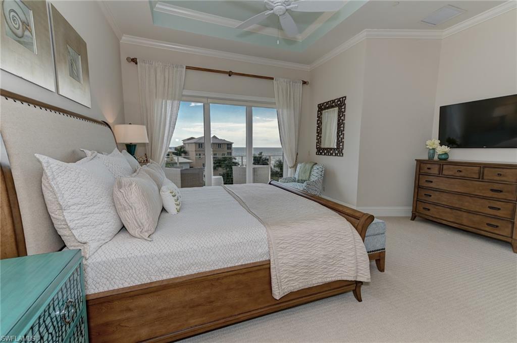 BAREFOOT BEACH - Residential