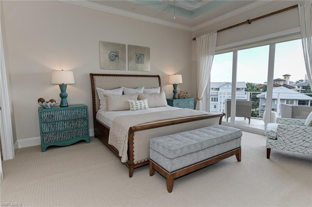 BAREFOOT BEACH - Residential