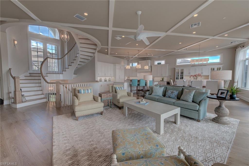 BAREFOOT BEACH - Residential