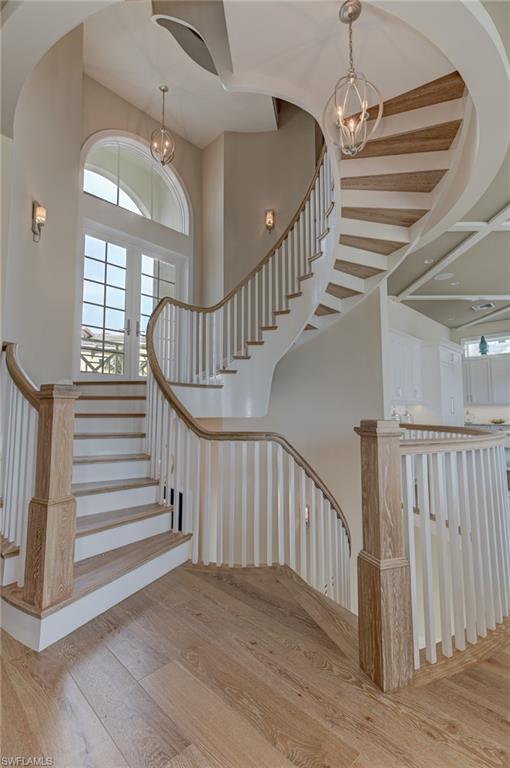 BAREFOOT BEACH - Residential