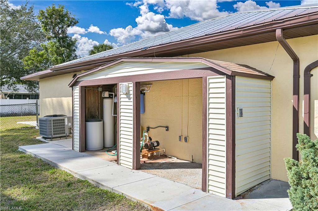 SAN CARLOS PARK - Residential