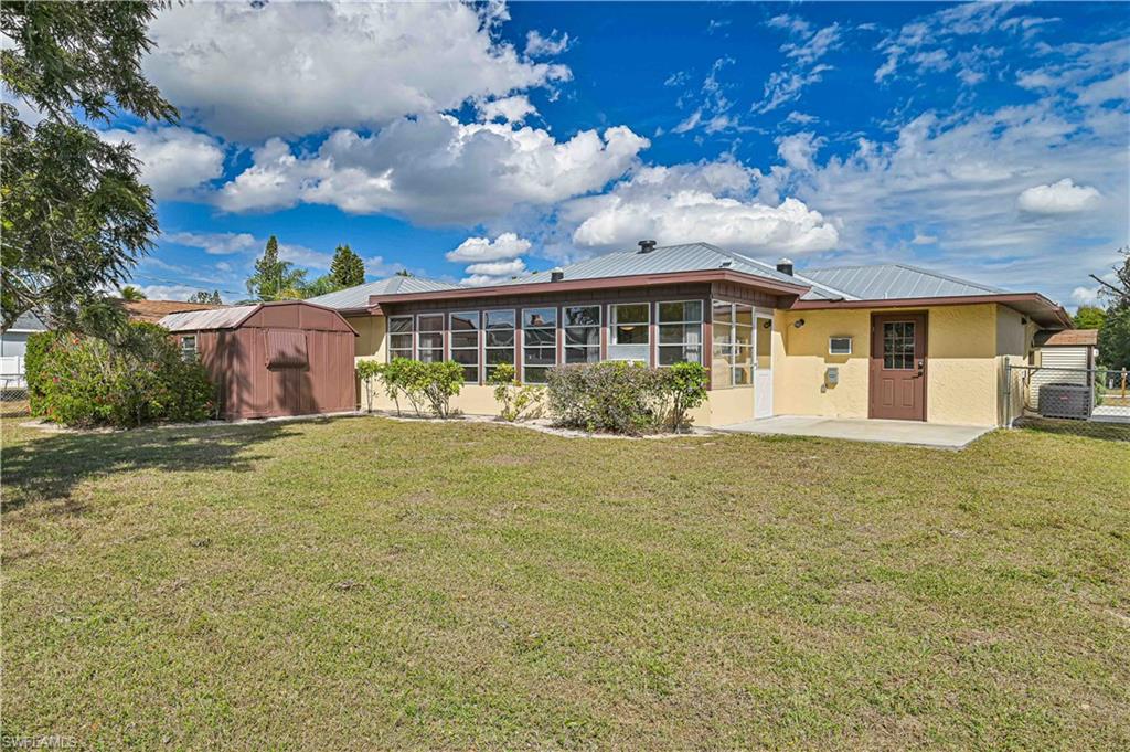 SAN CARLOS PARK - Residential