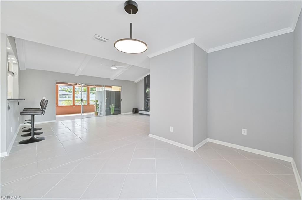 SAN CARLOS PARK - Residential